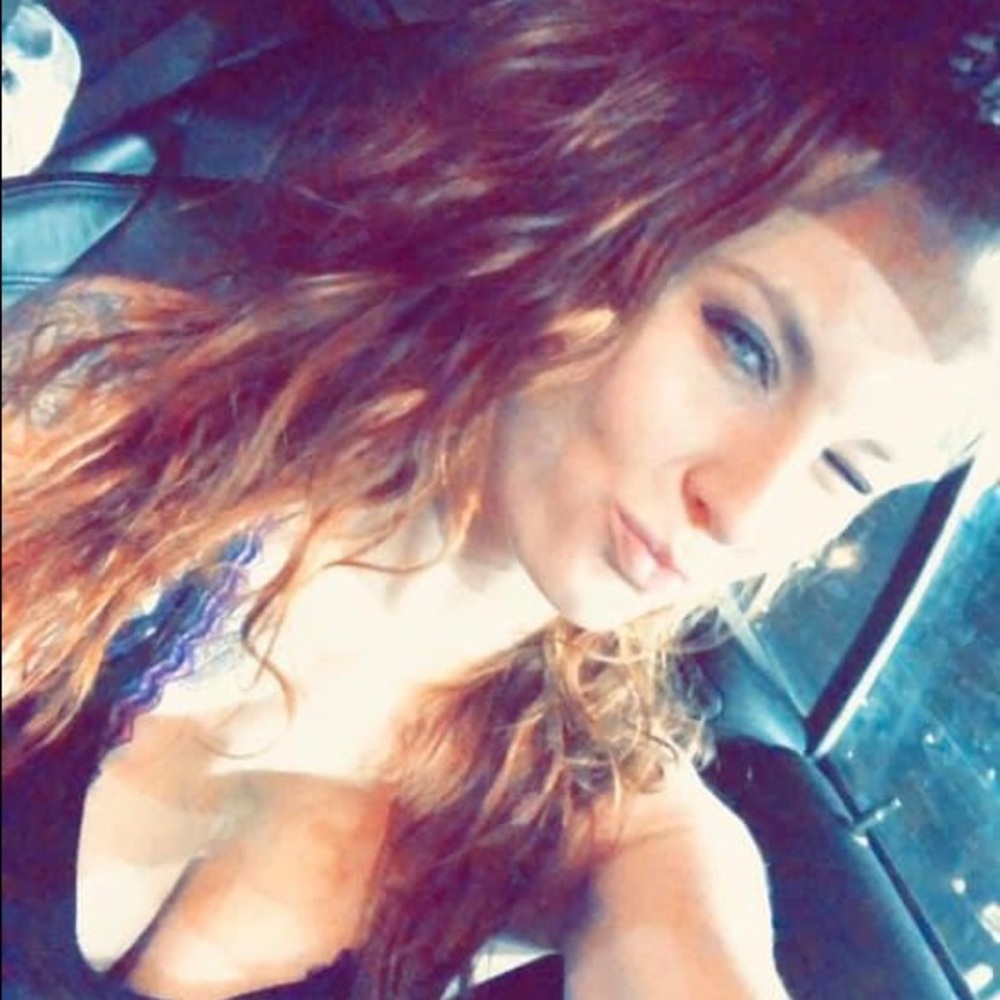 Meet your Posher, Carly